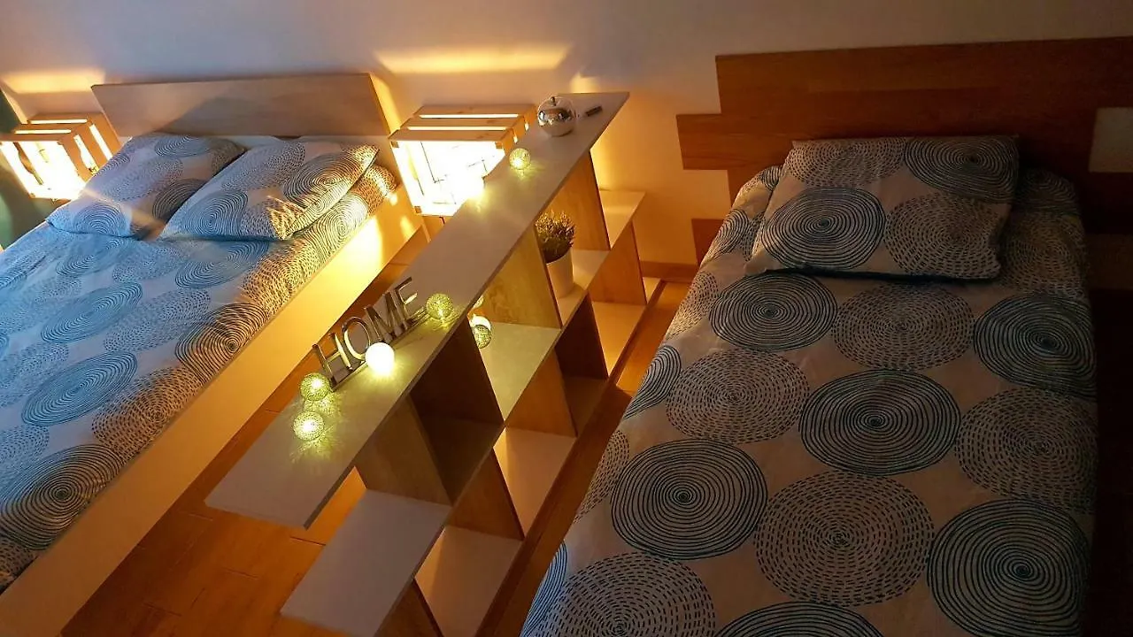 Les Nuits D'Anis - Appartements Hypercentre Le Puy-en-Velay 0*,  France
